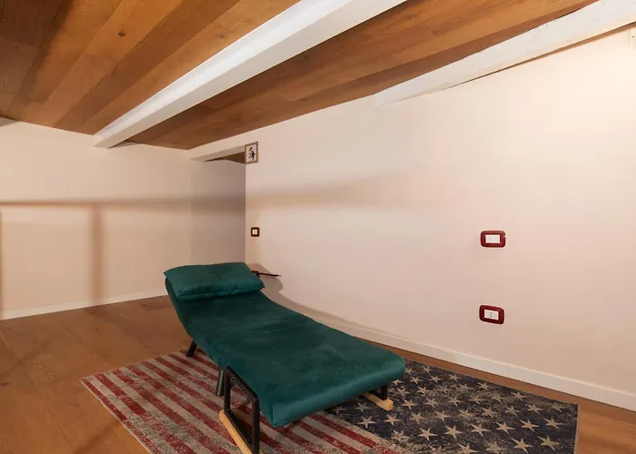 Cozy Duplex Апартаменты Флоренция