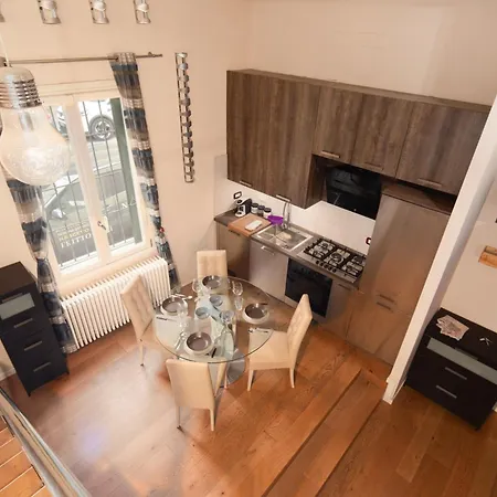 아파트 Cozy Duplex